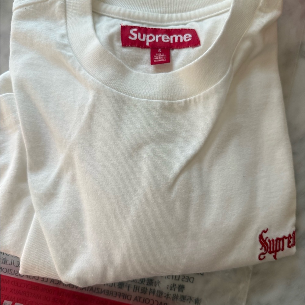 SUPREME CLASSIC SCRIPT WASHED S/S TOP WHITE Sz S - Picture 2 of 4
